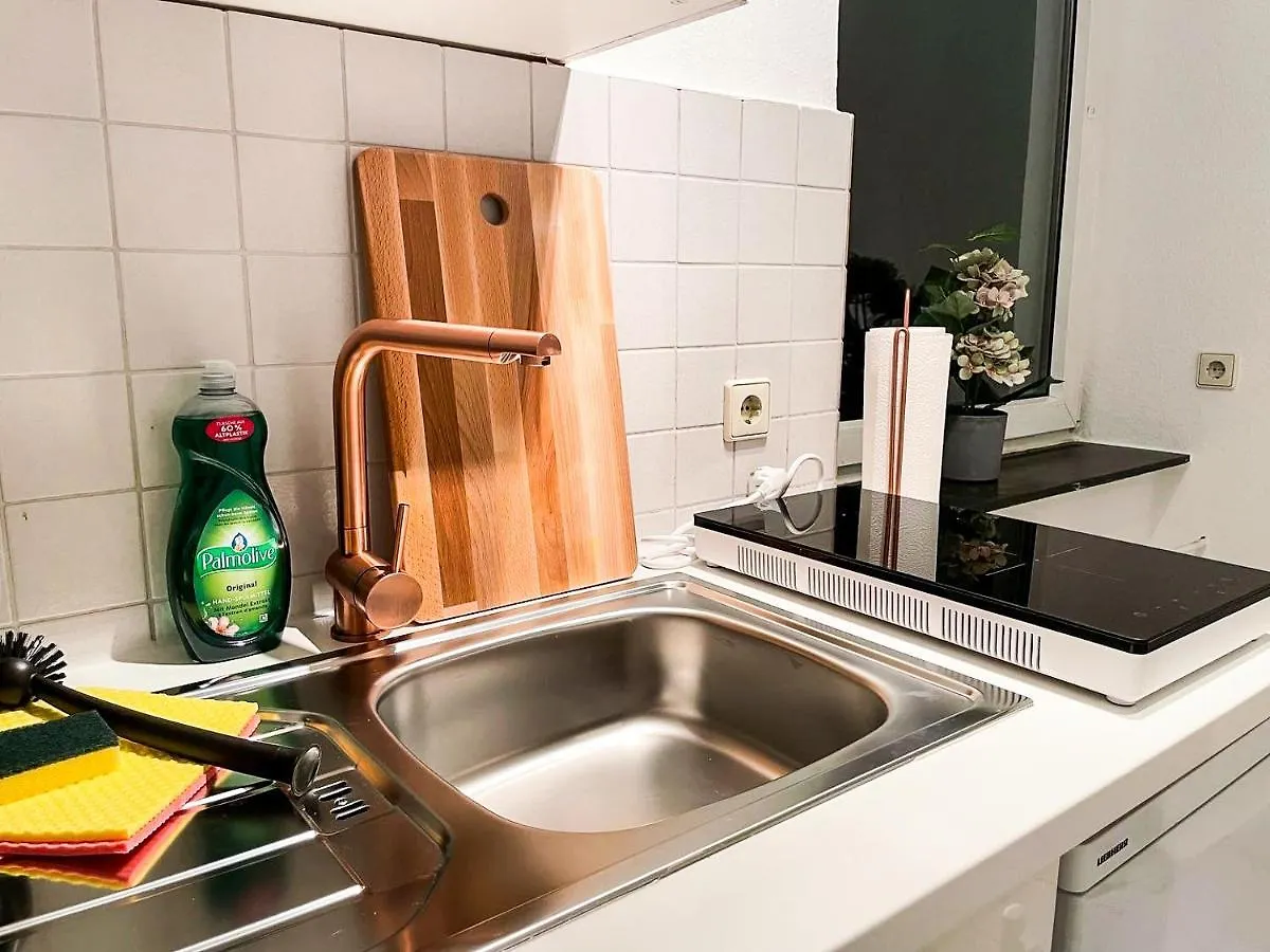Apartment Fuer 3 Gaeste Kostenlose Parkplaetze Und Lift Hannover Germany
