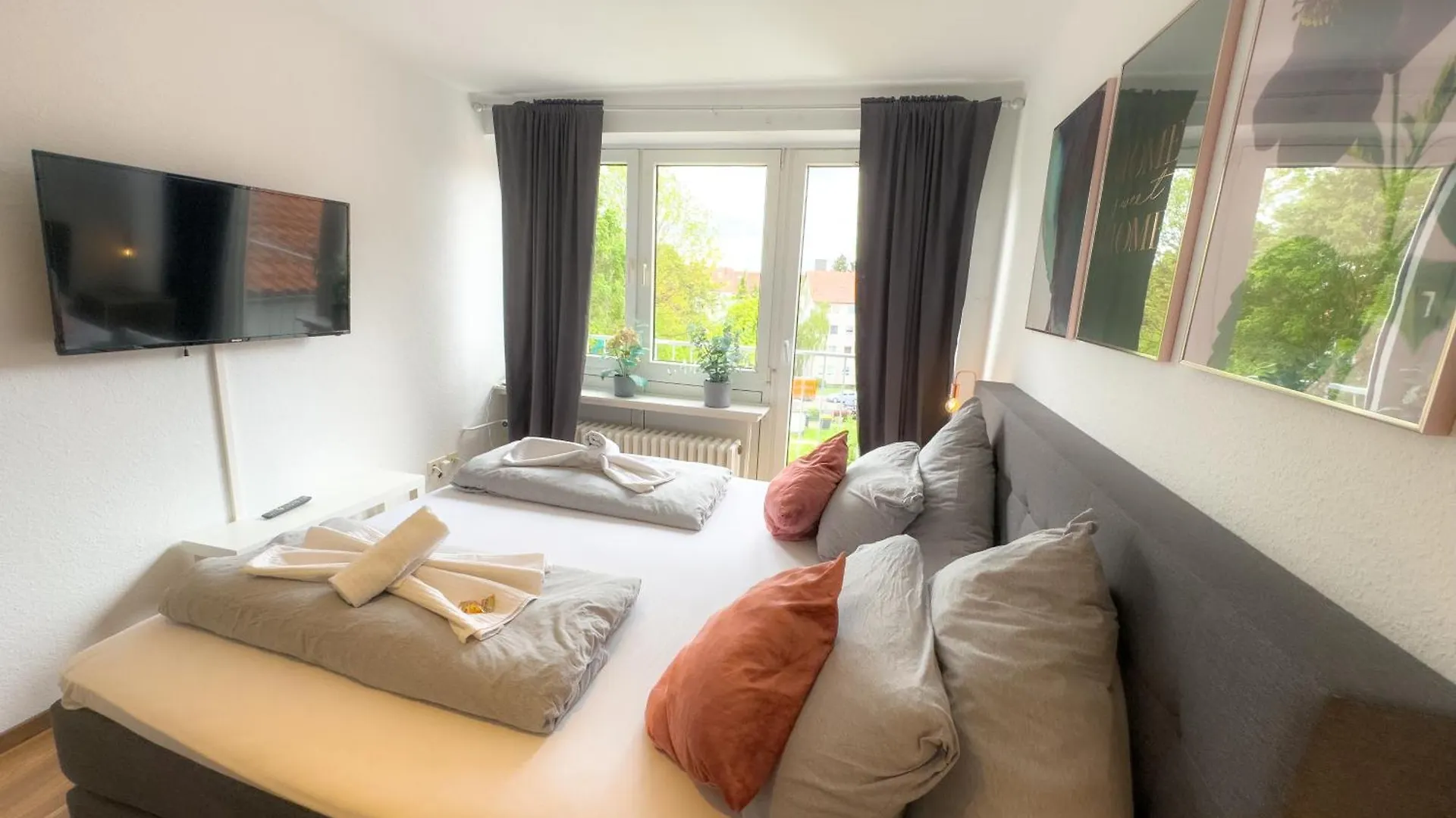 Apartment Fuer 3 Gaeste Kostenlose Parkplaetze Und Lift Hannover 0*,  Germany